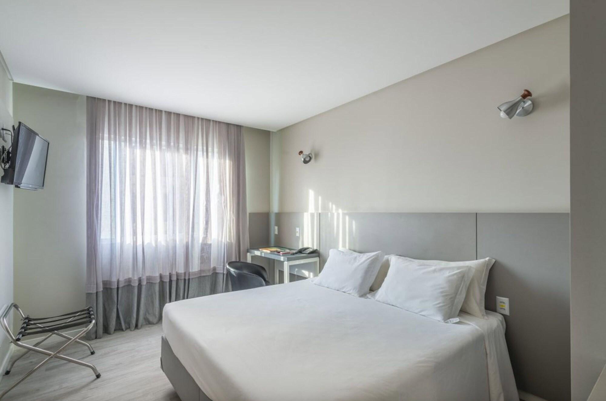 Hotel Melo Balneário Camboriú Екстериор снимка