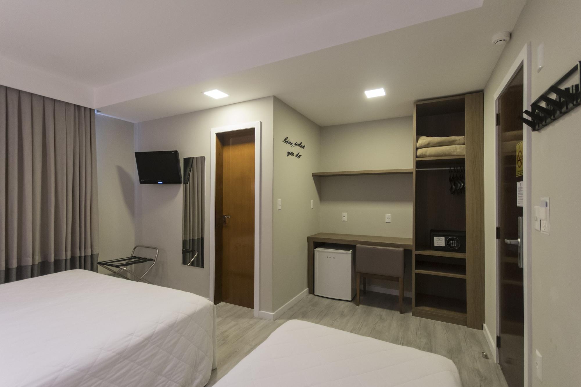 Hotel Melo Balneário Camboriú Екстериор снимка